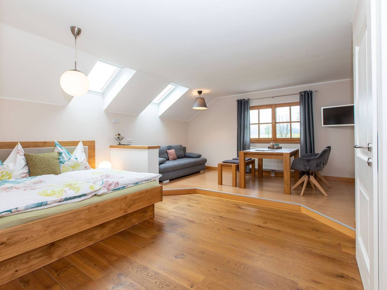 Ganze Ferienwohnung, Landhaus Widlroither - Ferienwohnung Drachenwand in Sankt Lorenz, Mondsee & Irrsee