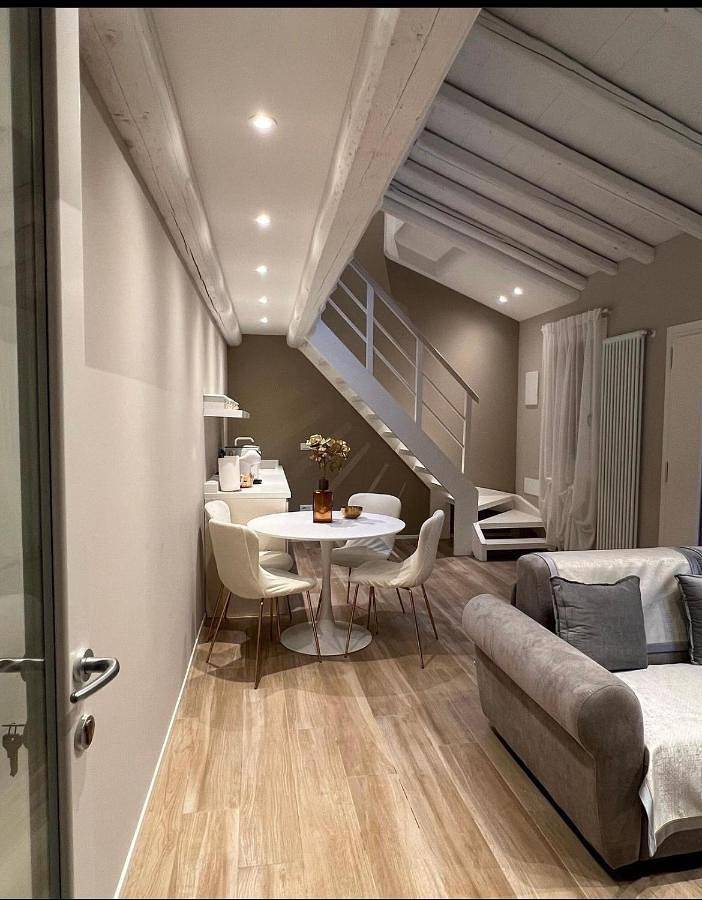 Gîte pour 4 personnes, avec Terrasse ainsi que Jardin et Vue dans Burano