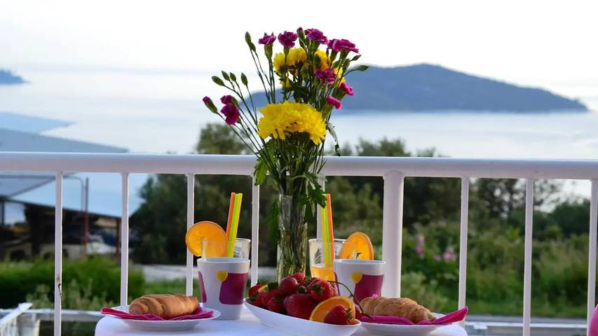 Ferienhaus für 14 Personen, mit Balkon und Terrasse sowie Garten