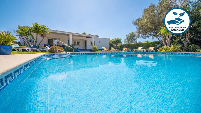Location de vacances pour 9 personnes, avec Terrasse et Jardin dans Boliqueime