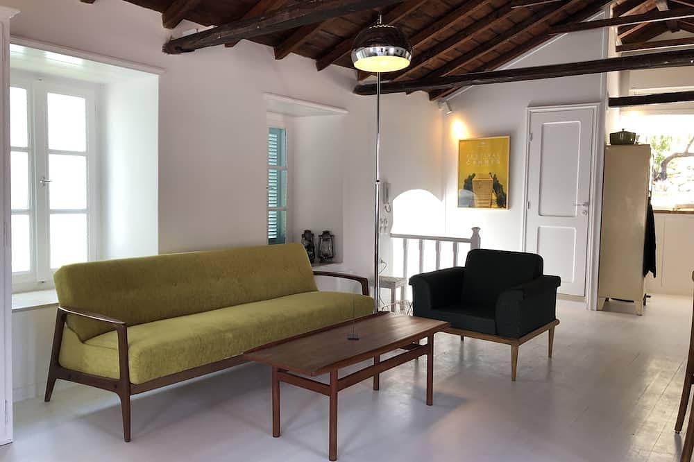 Appartement entier, \"14\" Loft avec une vue imprenable ... in Hydra