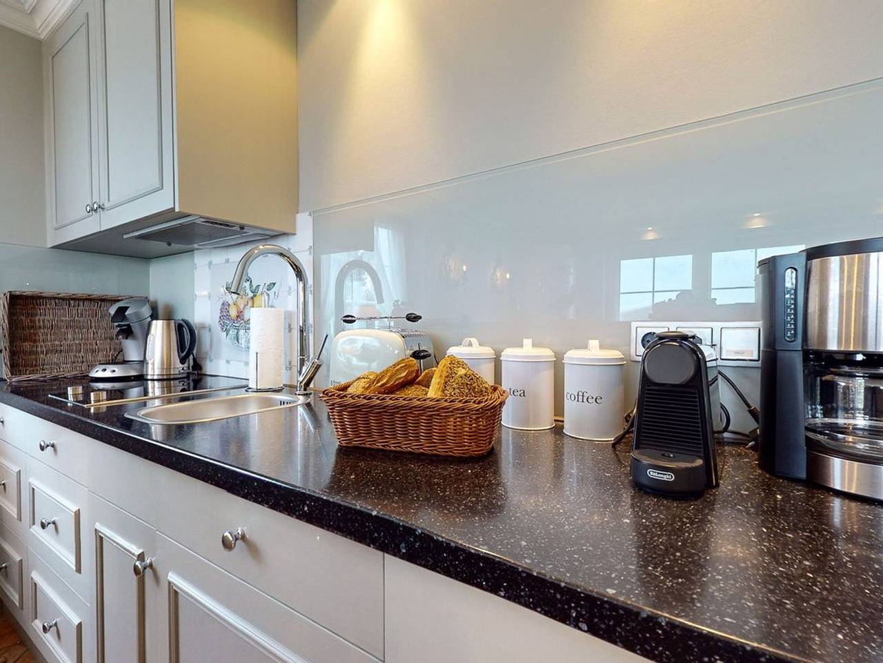 Ganze Ferienwohnung, Sylt pur - Exklusive Luxus-Wohnung  in ruhiger Lage am Munkmarscher Wattenmeer. in Munkmarsch, Sylt (Gemeinde)