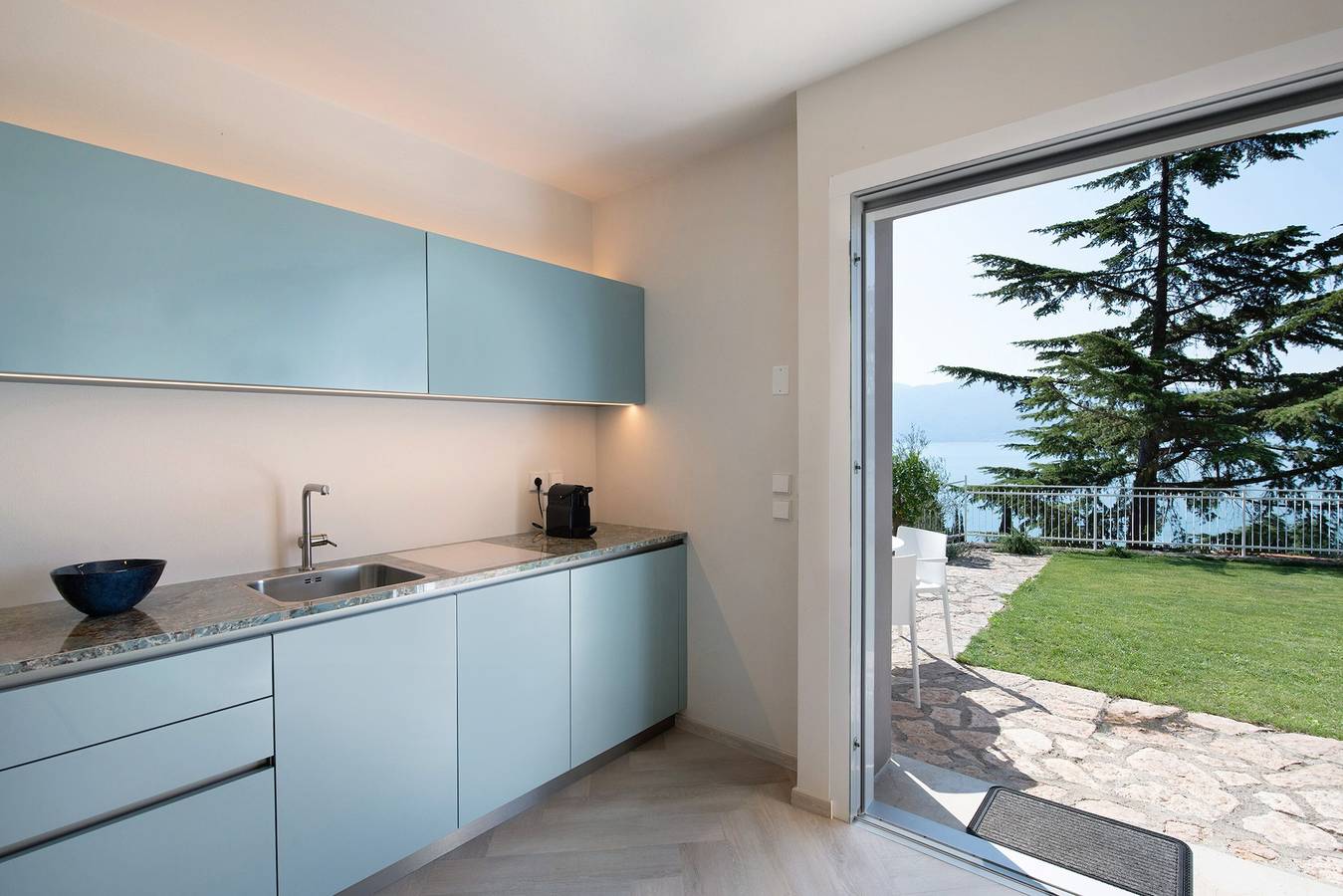 Huisdiervriendelijk appartement Villa Gargnano met uitzicht op het meer en de tuin, foto 10