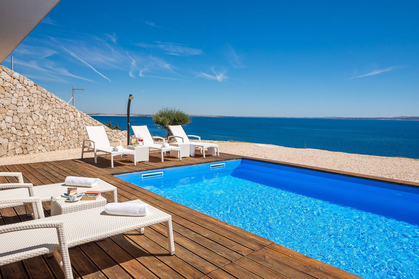 Villa Desert Rose mit Pool in Pag Stadt, Pag