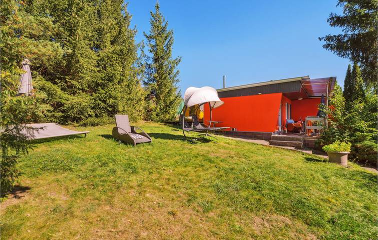 Bungalow für 4 Personen, mit Terrasse und Seeblick sowie Sauna