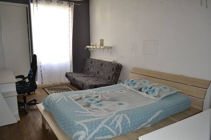 Chambre d’hôte pour 4 personnes, avec Jacuzzi et Jardin ainsi que Piscine et Sauna à Chef-Boutonne