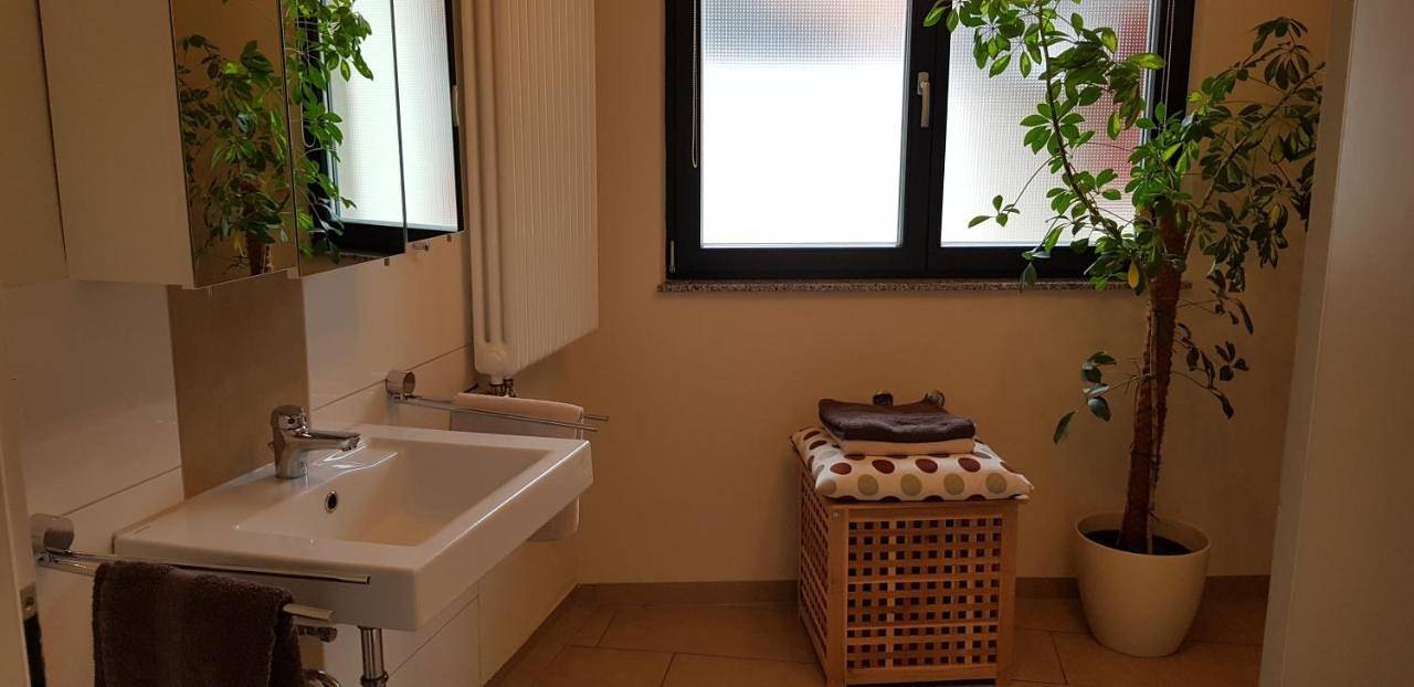 Ganze Wohnung, Double Room in Leinsweiler, Trifelsland