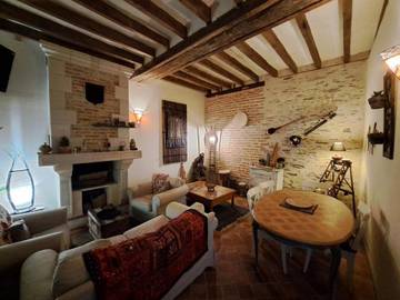 Gîte pour 13 personnes, avec terrasse ainsi que jardin et vue dans Segré-en-Anjou-Bleu