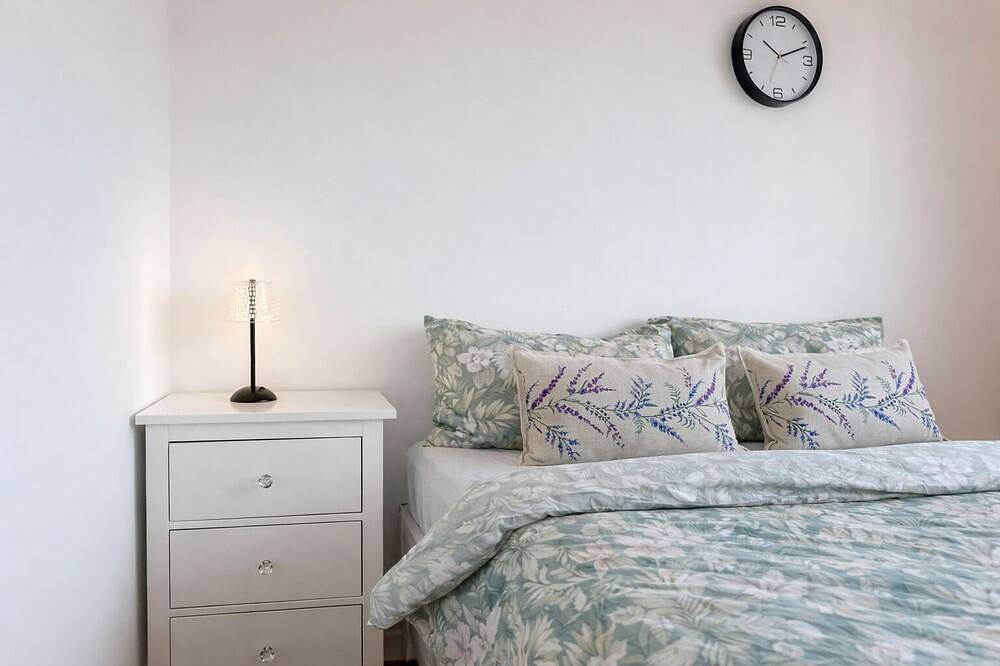 Peaceful 4-bedroom house in quaint stevenage perfect for families & contractors in Stevenage, Hertfordshire