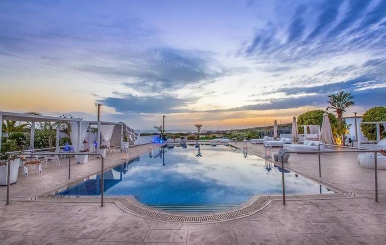 Villa für 20 Personen, mit Garten und Balkon sowie Pool in Ayia Napa - 2