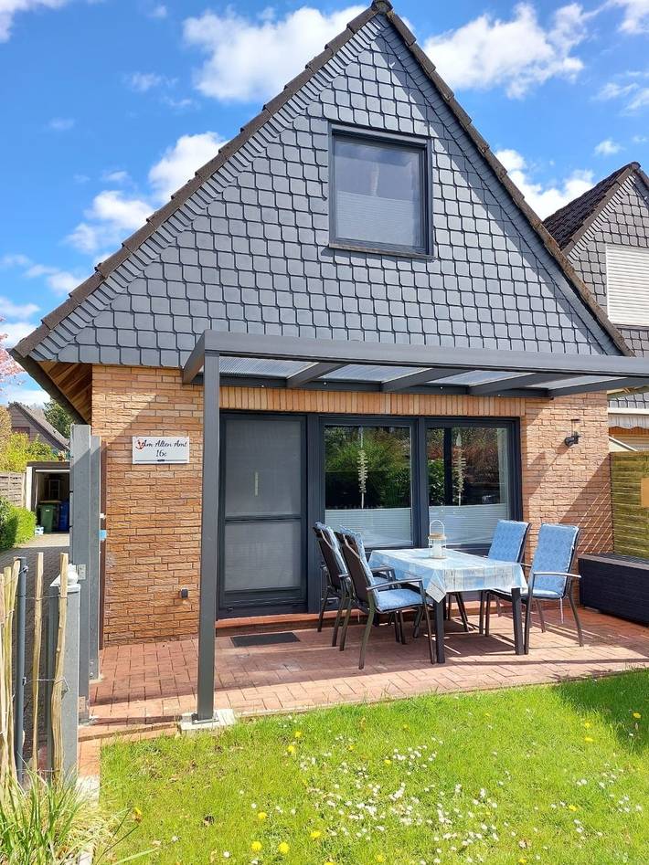 Ferienhaus für 4 Personen, mit Garten in Hage - 2