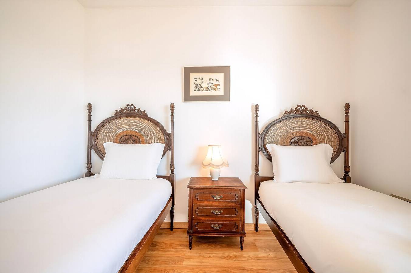 Ganze Wohnung, Ferienwohnung für 6 Personen mit Balkon in Lissabon, Costa de Lisboa
