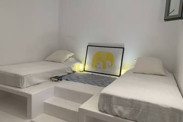 Villa for 12 People in Paros Regional Unit, Photo 3