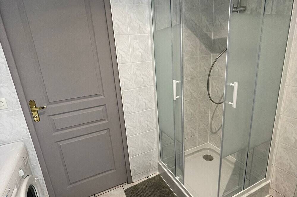 Appartement entier, Charmant Studio « L’Arnon » à Issoudun- Wifi in Issoudun, Région d'Issoudun