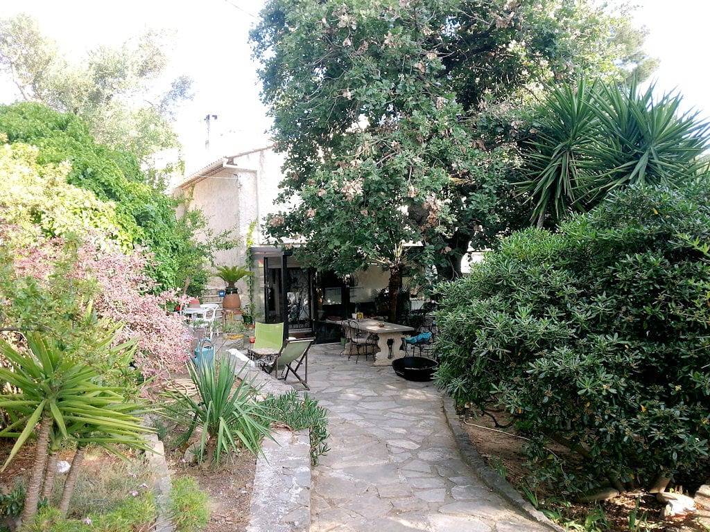 Villa Vent Vert chambres d'hôtes au Brusc, Var - Chambre familiale in Six-Fours-les-Plages, Région de Toulon