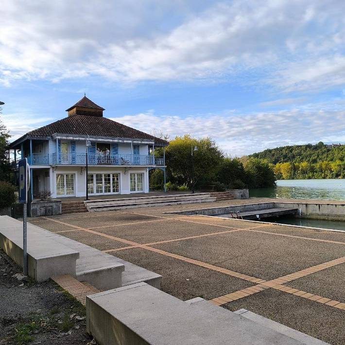 Gîte pour 4 personnes, avec piscine et vue sur le lac ainsi que terrasse et vue à Marciac - 4