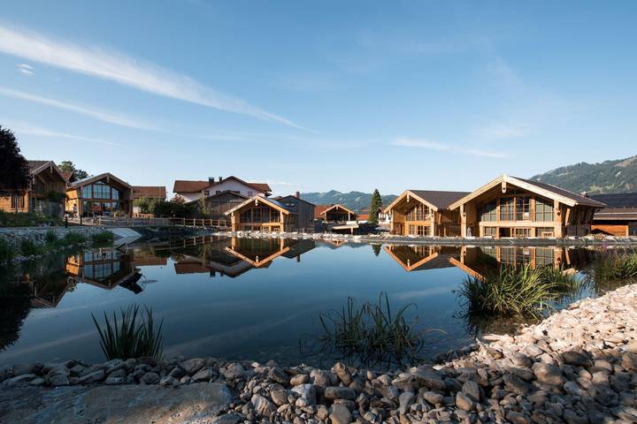 Ferienwohnung für 2 Personen, mit Sauna und Garten sowie Seeblick, kinderfreundlich in Burgberg im Allgäu