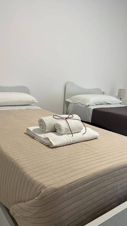 Location de vacances pour 4 personnes, avec jardin et vue, adapté aux familles dans Catanzaro Lido - 3