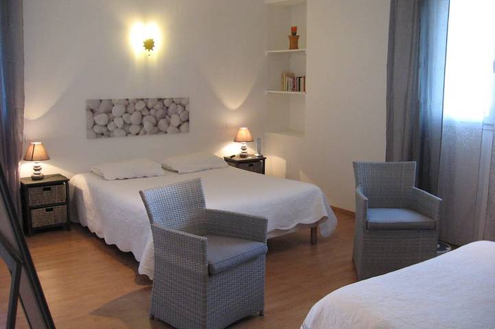 Location de vacances pour 13 personnes, avec jacuzzi et jardin, animaux acceptés à Cublac - 2