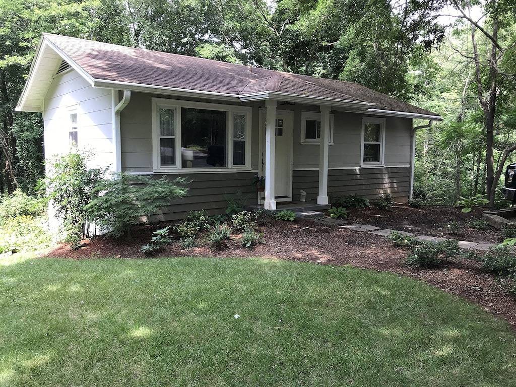 Kleiner Camp Bungalow in Tryon, Polk County NC