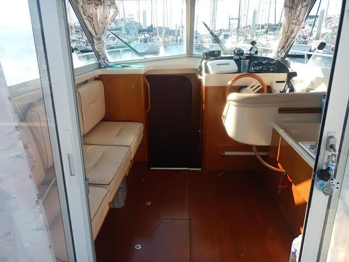 Barco para 4 personas, con terraza y vistas, Se admiten mascotas - 1