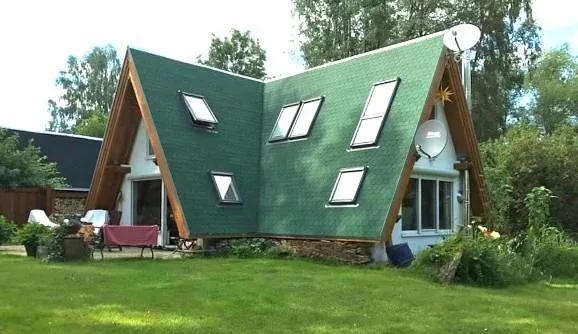 Casa de vacaciones para 4 personas, con vistas además de jardín y vistas al lago - 1