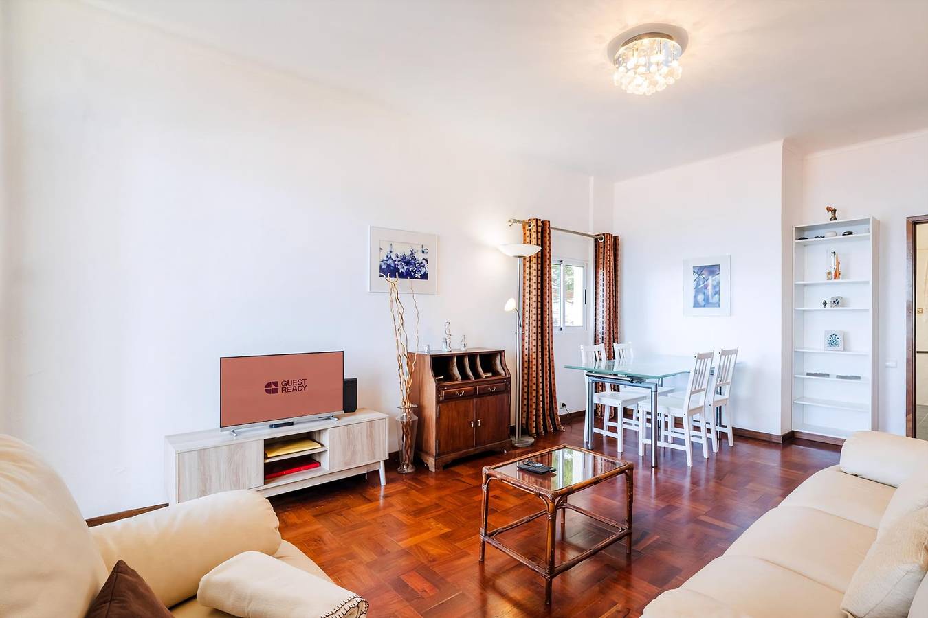 Apartamento inteiro, Guestready - Serene stay with sea views in Caniço de Baixo, Caniço (Santa Cruz)