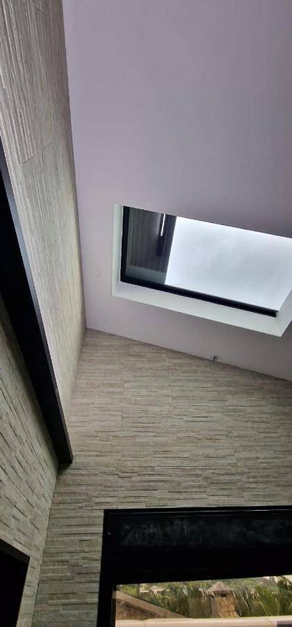 Gîte pour 2 personnes, avec jardin ainsi que jacuzzi et piscine dans Observatoire astronomique des Makes - 4