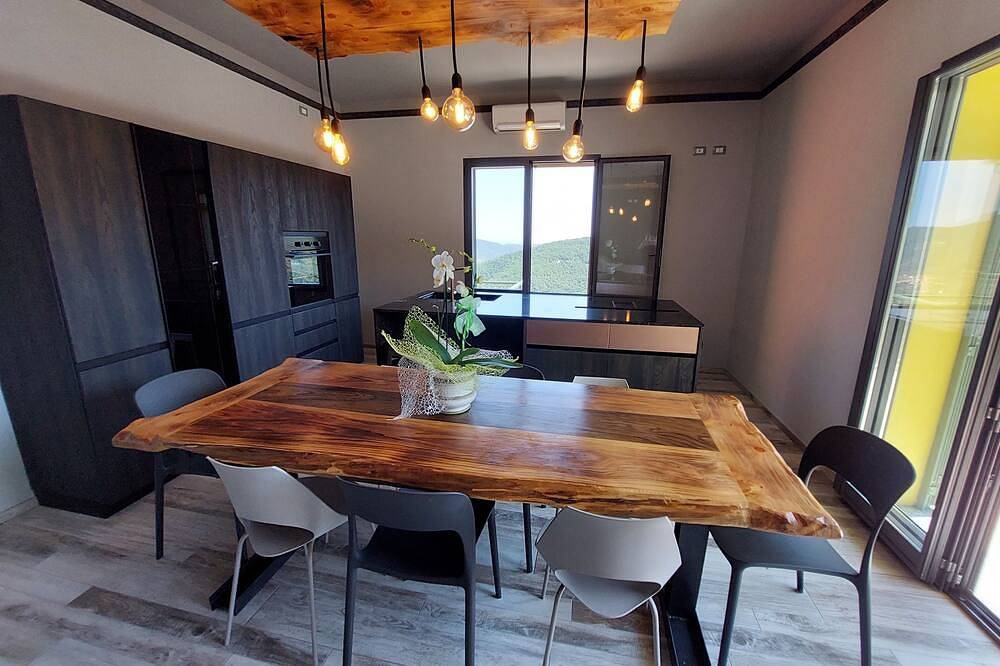 Agriturismo für 8 Personen in Lucinasco, Imperia Provinz