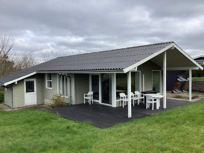 Ferieudlejning for 6 personer, med Terrasse og Have i Middelfart