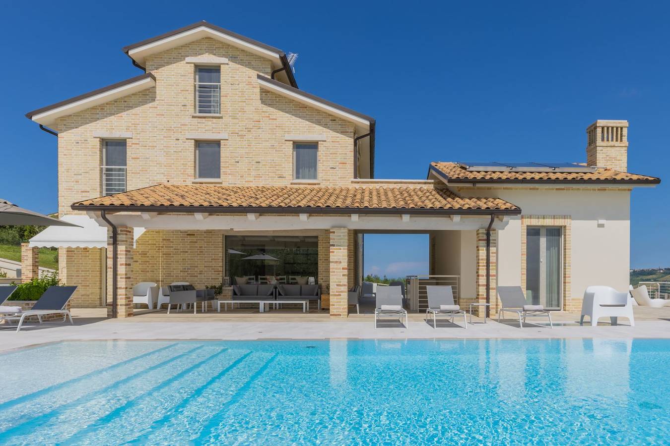 Villa Angela in Monterubbiano, Provincia di Fermo