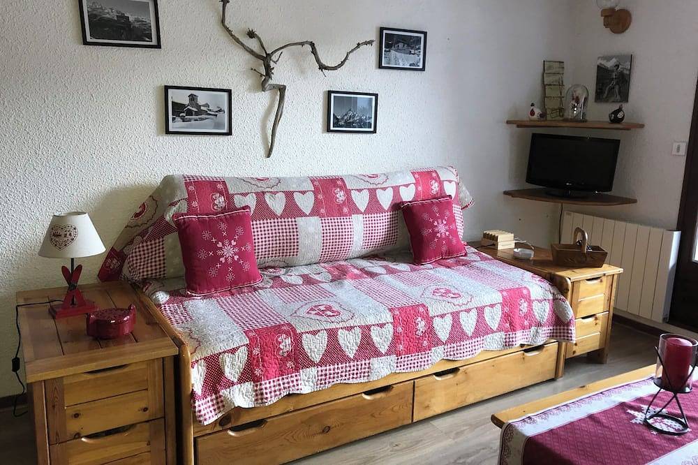 Apartamento entero, Esquí en el sur de los Alpes sol, senderismo y montañismo en verano in Station de Risoul, Risoul