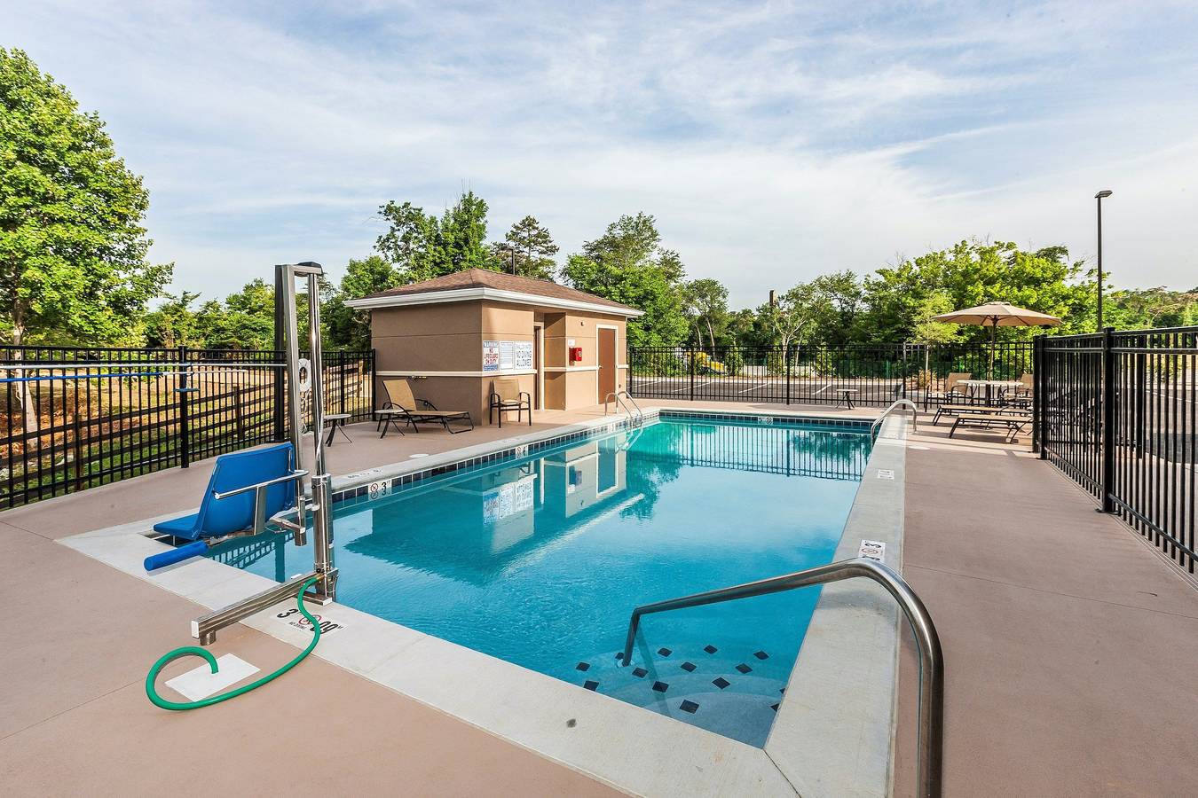 Ganzes Studio, Staybridge Suites Knoxville - West in Knox County (TN)