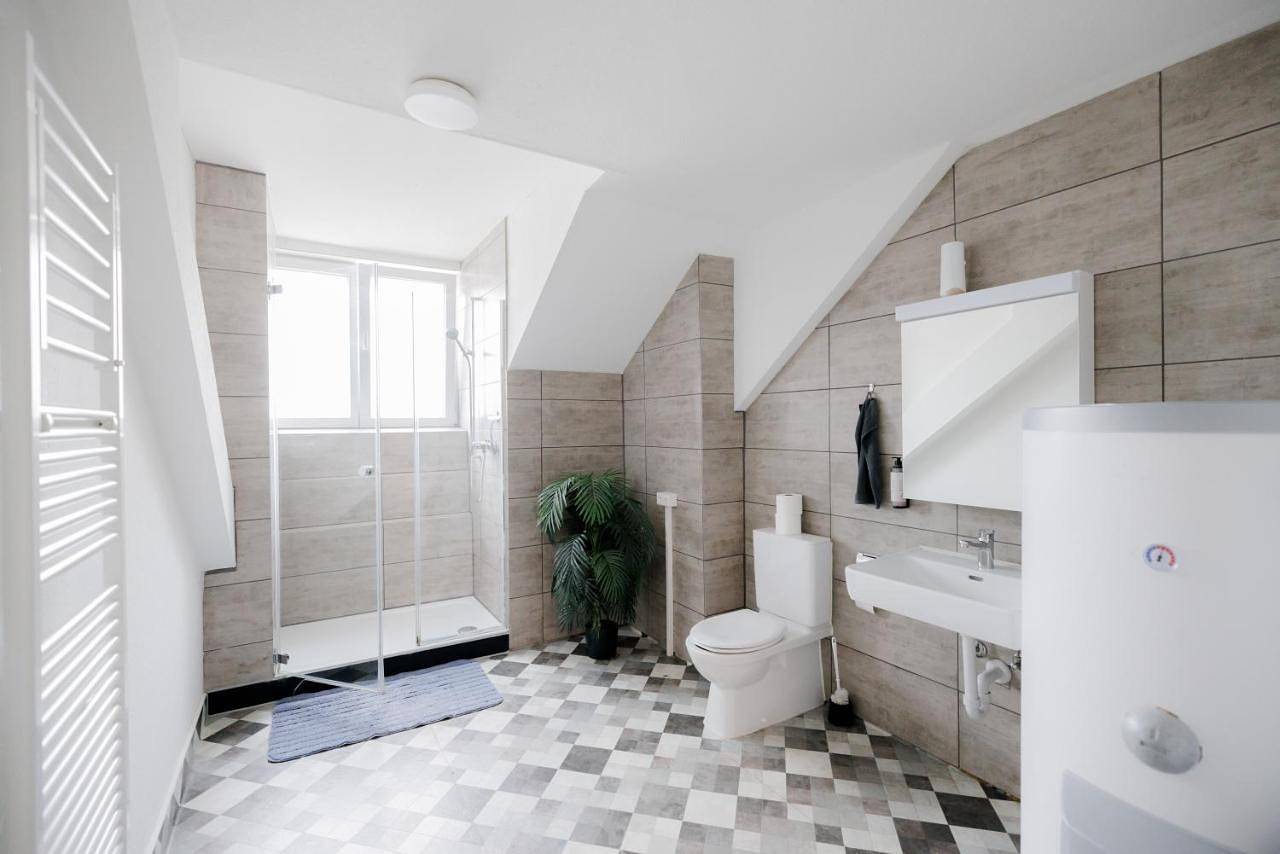 Ganze Ferienwohnung, Rustico Inn- Vintage Simple Rooms and Easy Parking direkt bei der Olma nahe Hsg und Spital in St. Gallen 8 Langgass, St. Gallen