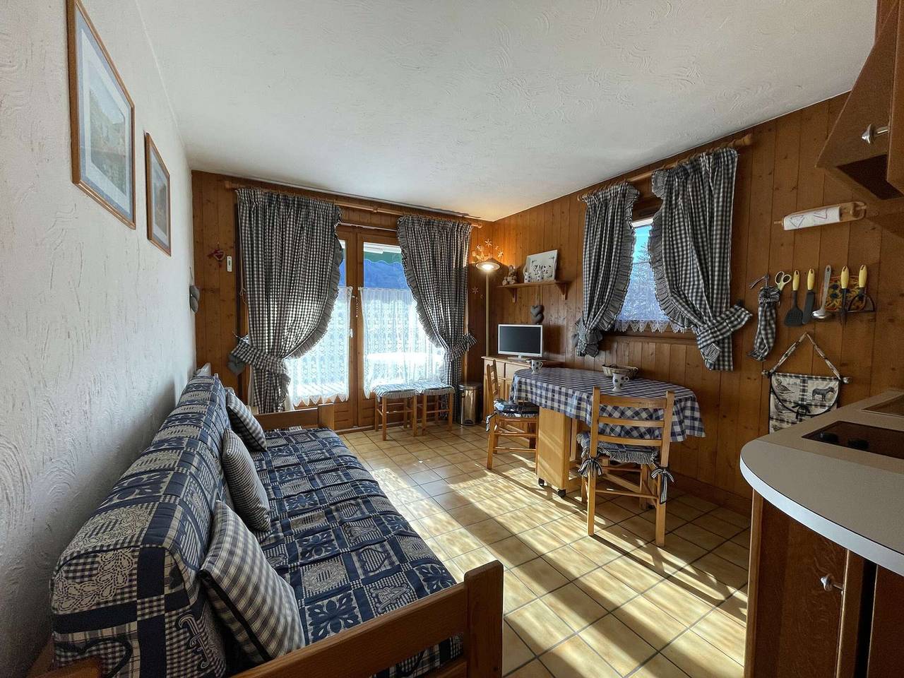 Apartamento entero, Estudio cabina en Praz-sur-Arly cerca de pistas con parking in Praz-sur-Arly, Pays du Mont-Blanc