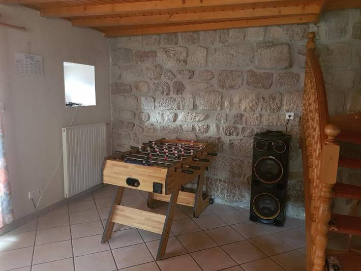 Location de vacances pour 6 personnes, avec jardin et vue, animaux acceptés à Lapte - 4