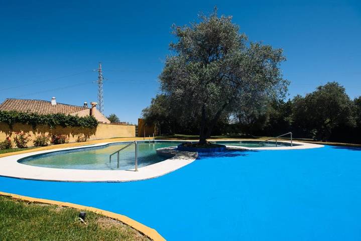 Ferienwohnung für 6 Personen, mit Terrasse und Garten sowie Pool und Kinderpool - 1