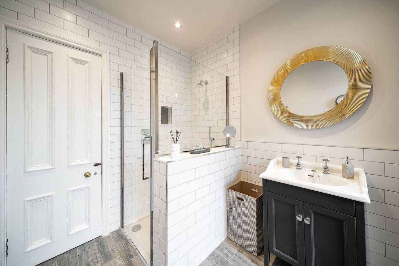 Entire apartment, Cordis Apartment - A Trendsetter's Residence in Dundee, Angus