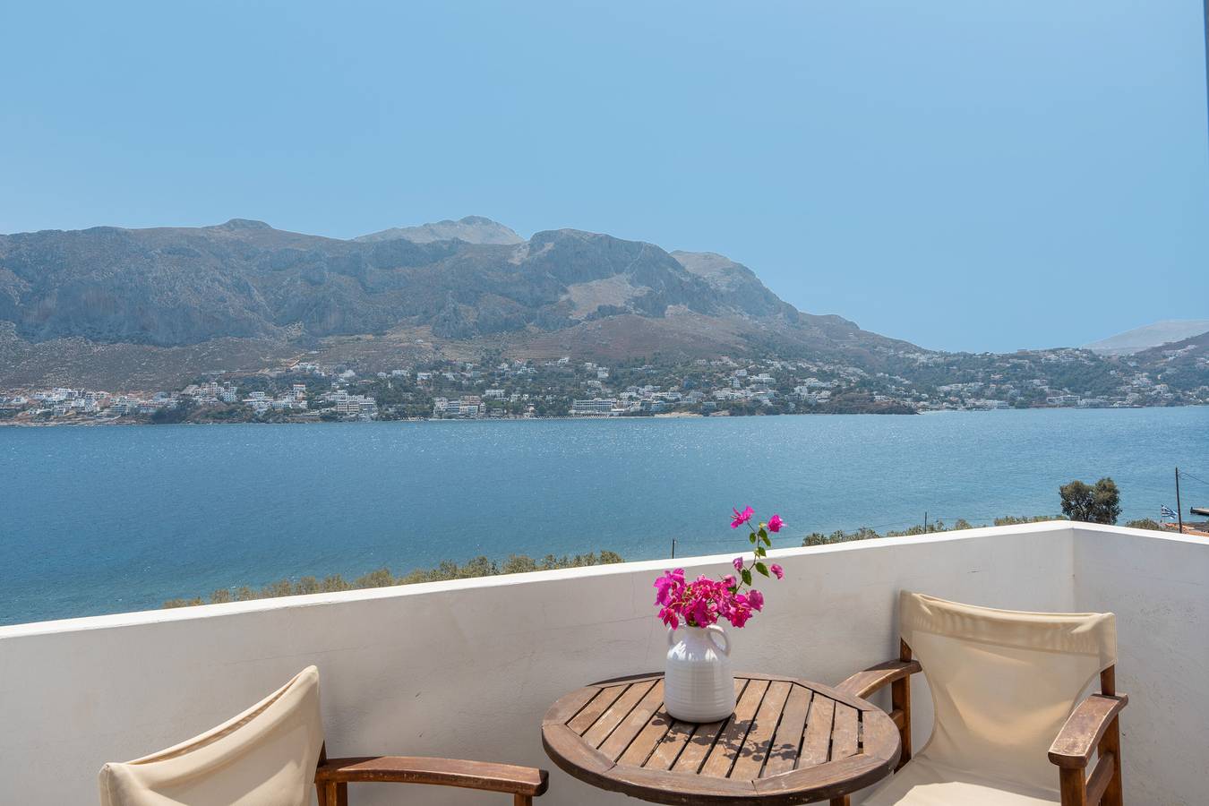 Bed and Breakfast 'Room No 6' with Sea View, Wi-Fi and Air Conditioning in Kalymnos