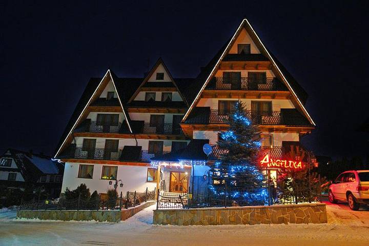 Ośrodek wypoczynkowy dla 3 osób, z basen i sauna oraz jacuzzi i ogród w Murzasichle