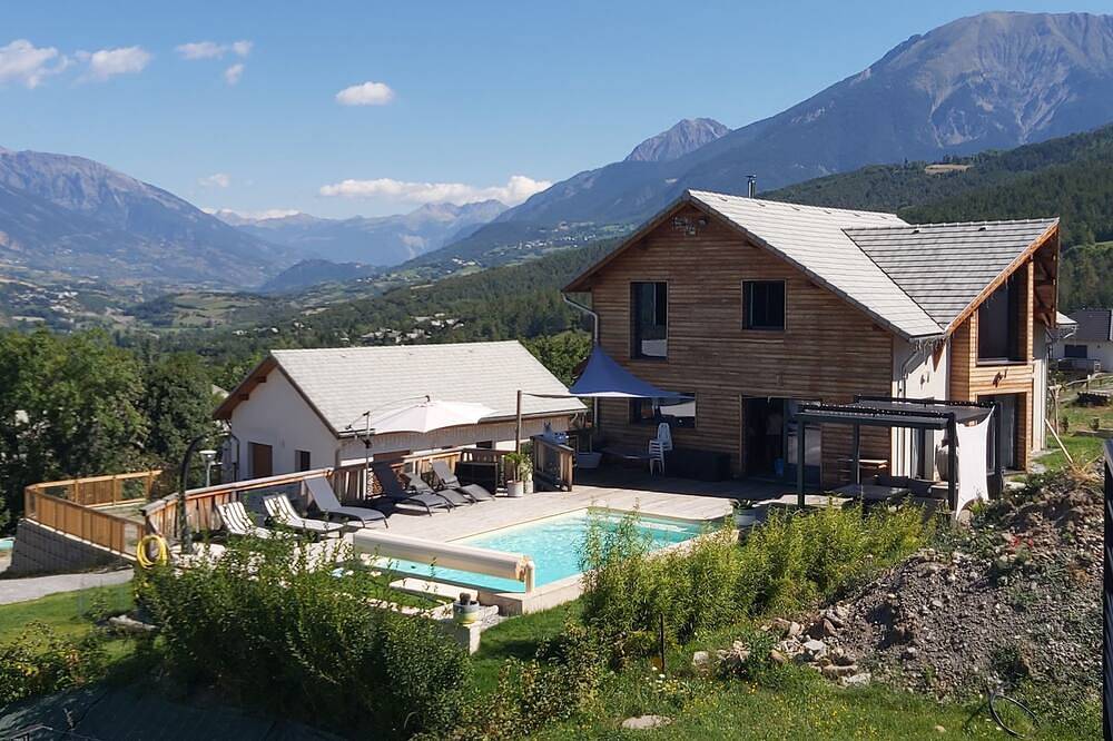 Maison entre Lac et Montagne in Baratier, Parc national des Écrins