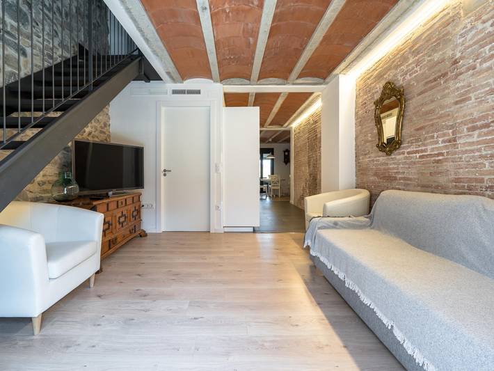 Apartamento vacacional entero, Apartamento con vistas a la Muralla a 30min Port Aventura in Mont Blanc (Tarragona), Provincia de Tarragona