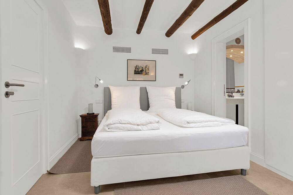 Luxurious villa with amazing sea view and mesmerizing sunsets in Cala Llamp in Cala Llamp, Andratx
