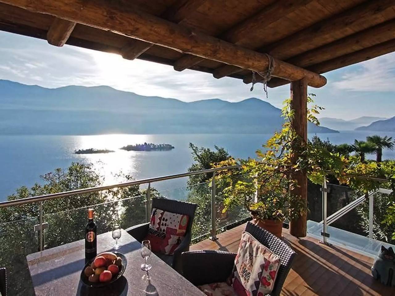 Ganze Wohnung, 4 Zimmer 2 Personen in Ronco sopra Ascona, Tessiner Alpen