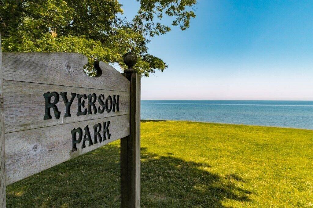 Five Point Cottage, Now Dog Friendly! in Niagara-on-the-Lake, Niagara Fälle