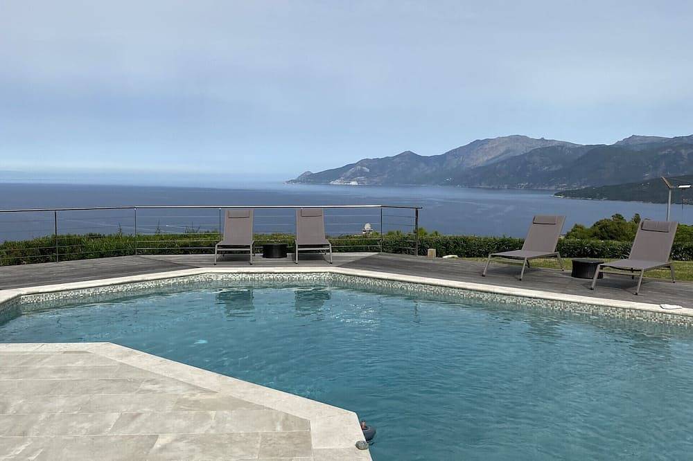 Villa pour 14 Personnes dans Saint-Florent, Région de Calvi