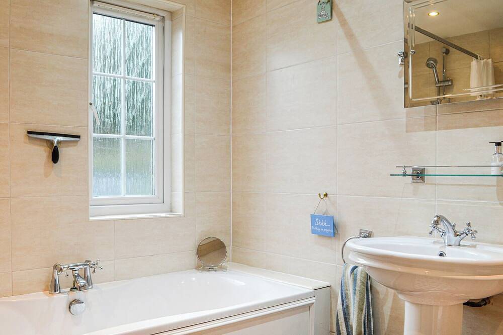 3 Schlafzimmer Unterkunft in New Galloway in Loch Ken, Dumfries und Galloway