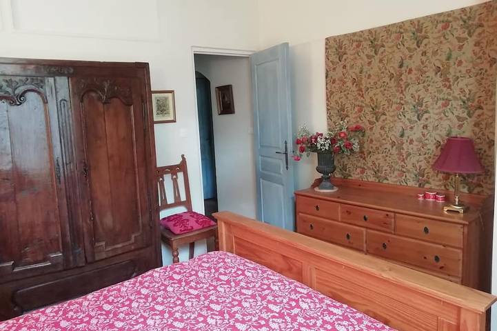 Gîte pour 4 personnes, avec jardin dans Port de Dinan - 3