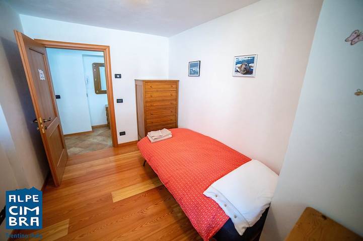 Gîte pour 7 personnes, avec balcon et jardin dans Serrada - 3