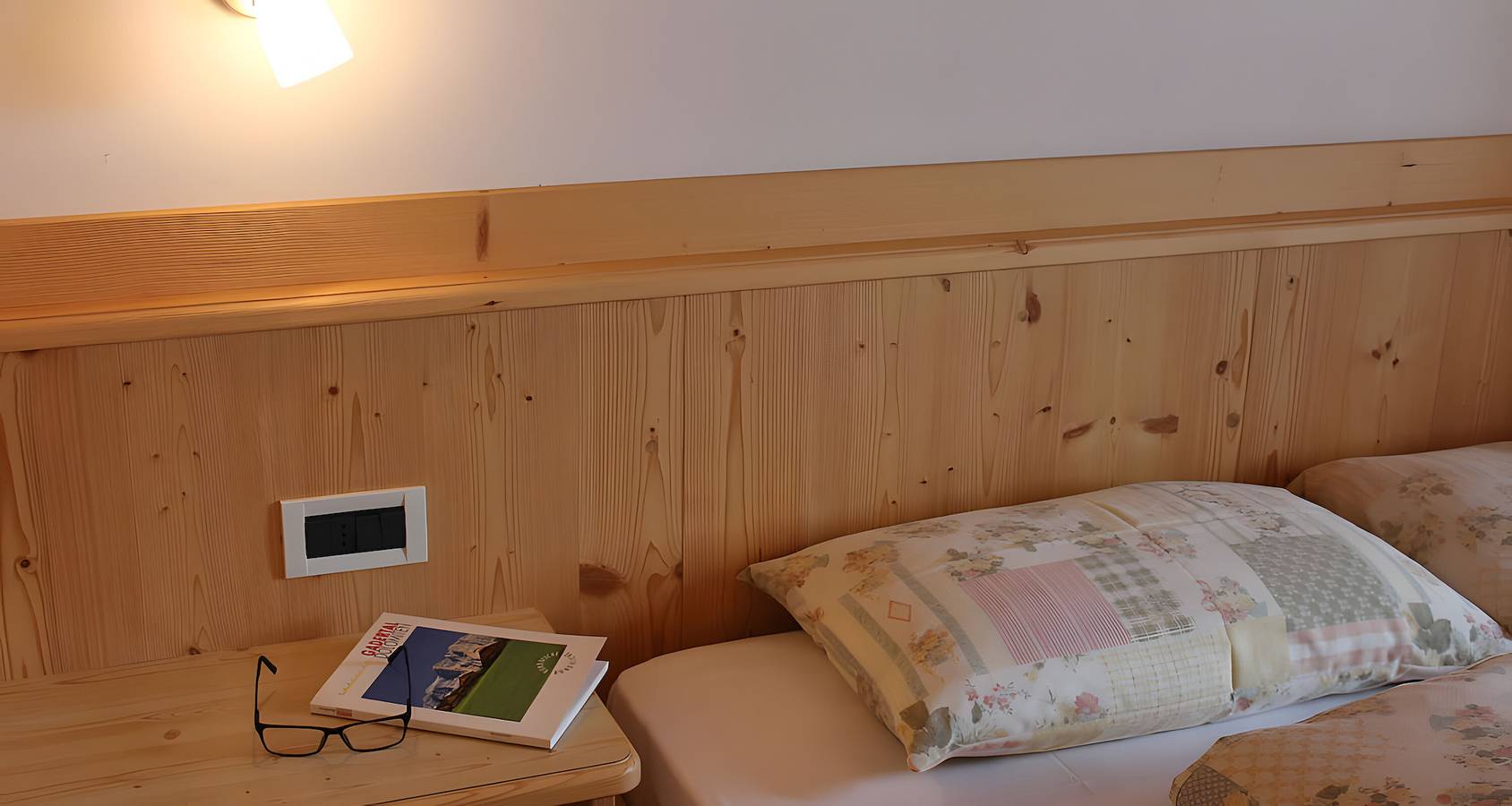 Entire apartment, Apartment 'Pütia' with Mountain View, Shared Terrace and Wi-Fi in La Val, Dolomiti Superski